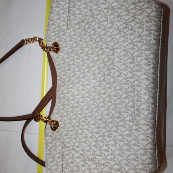 Michael Kors Jet Set Travel Large Chain Shoulder Tote white and Camel MK logo - Picture 7 of 16